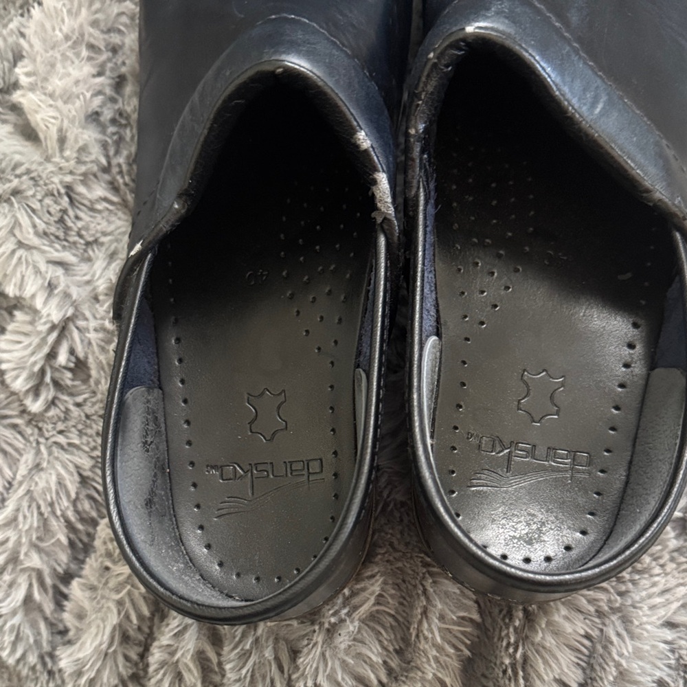 Dansko Navy (Size 40) Leather Clogs - Picture 4 of 10